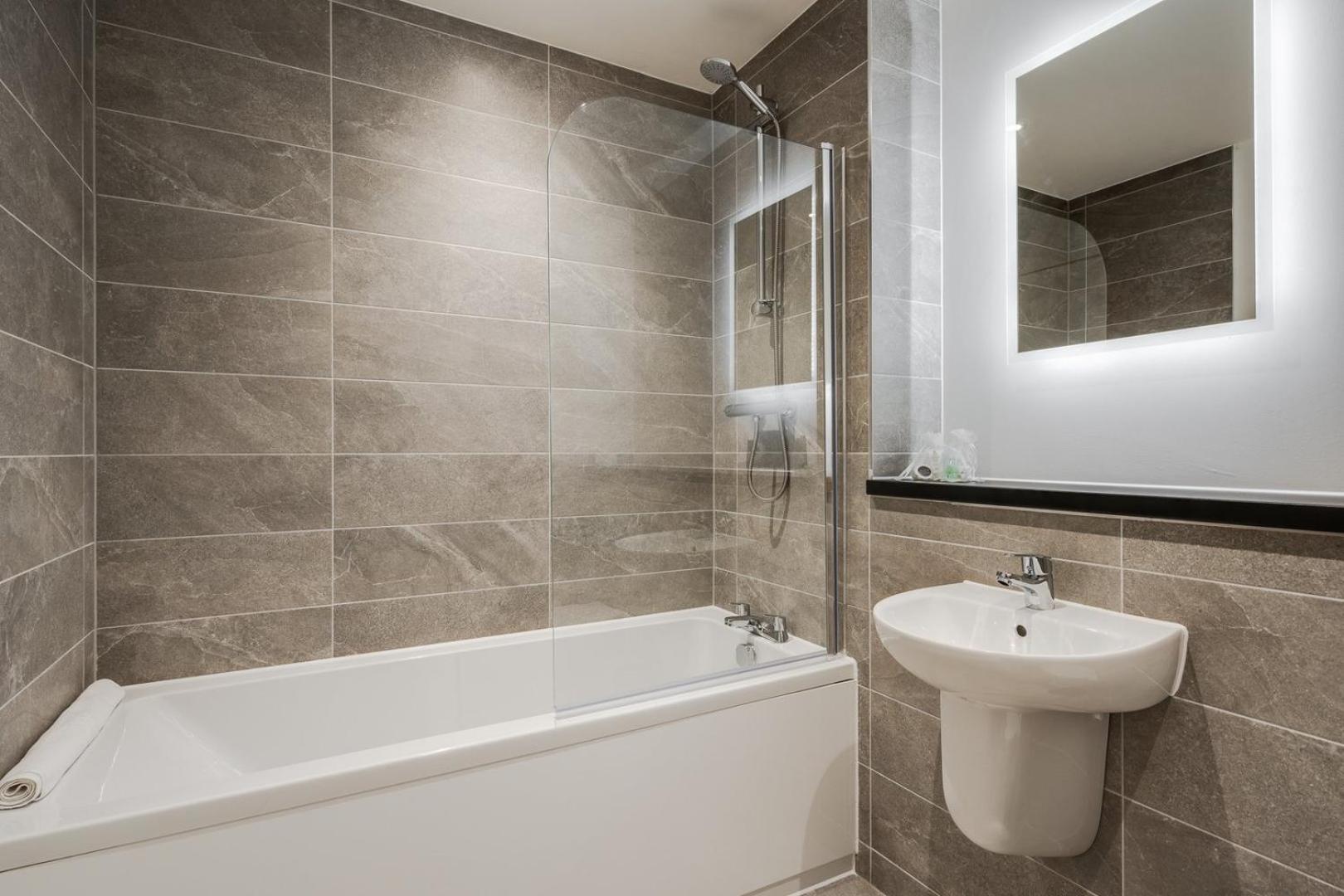 Guestready - Urban Refuge In Vauxhall, No Wifi Liverpool Extérieur photo