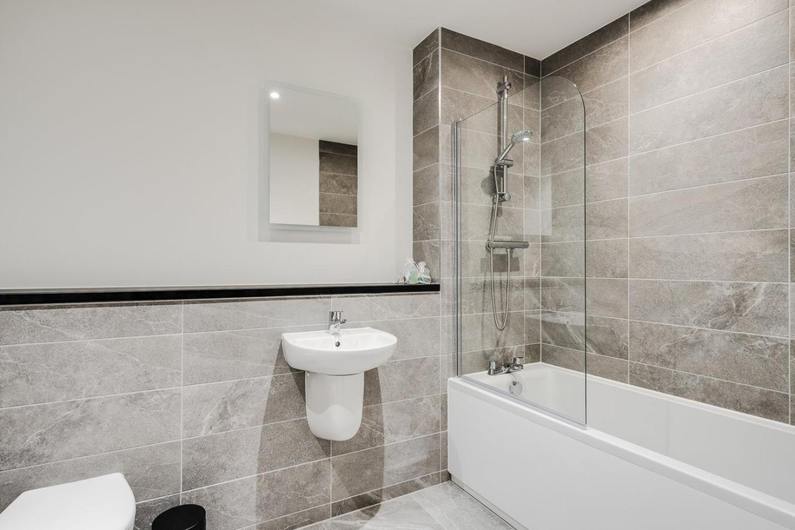 Guestready - Urban Refuge In Vauxhall, No Wifi Liverpool Extérieur photo